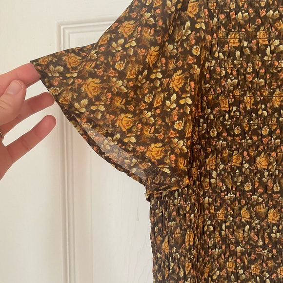 Madewell Resourced Georgette Lucie Flutter Sleeve Top - Picture 5 of 9